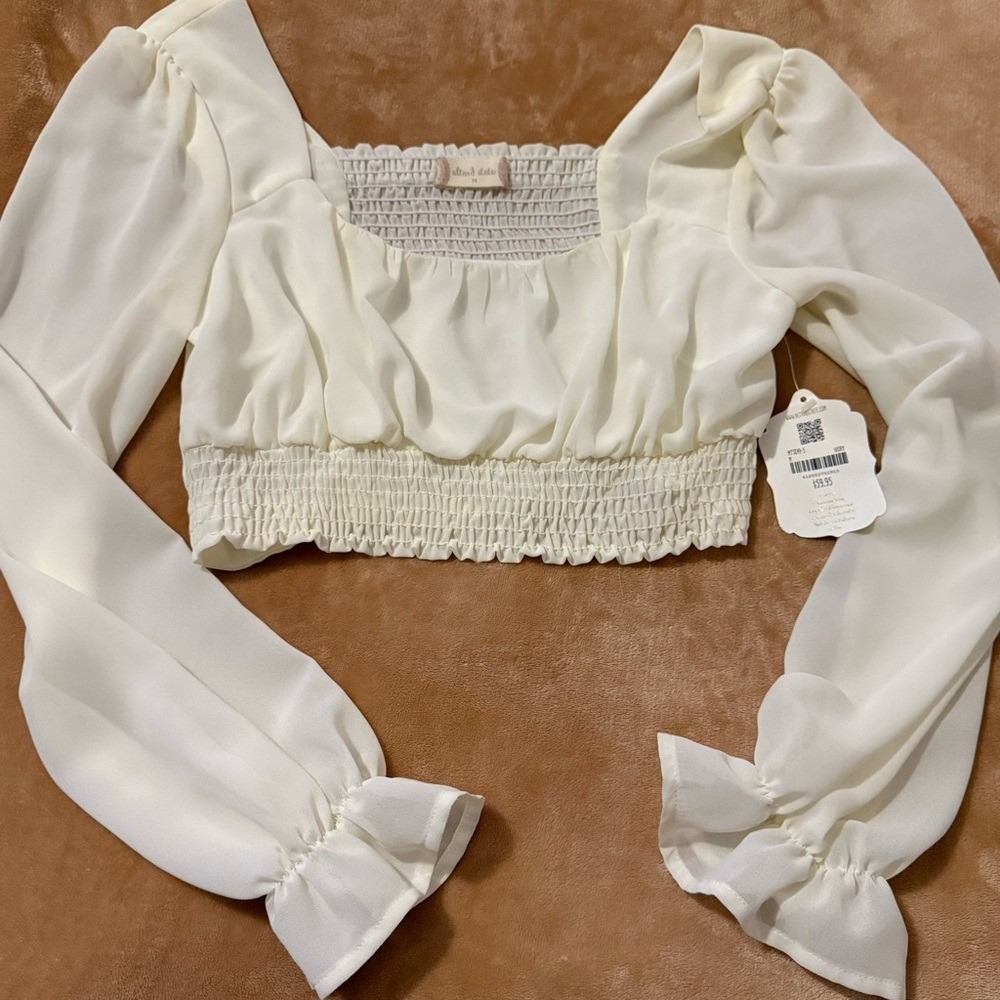 Altar'd State Ivory Smocked Crop Top Long Sleeve Ruffle Cuff MT3249-S Medium